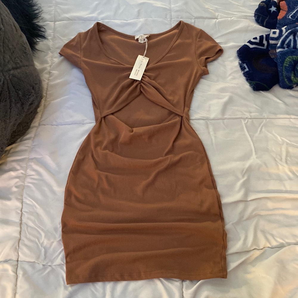 Super cute brown dress never worn